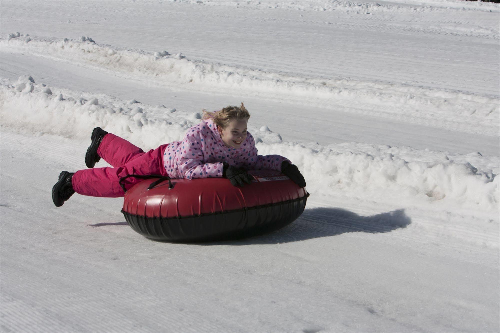 Seneca - Snowshoe Buitenkant foto